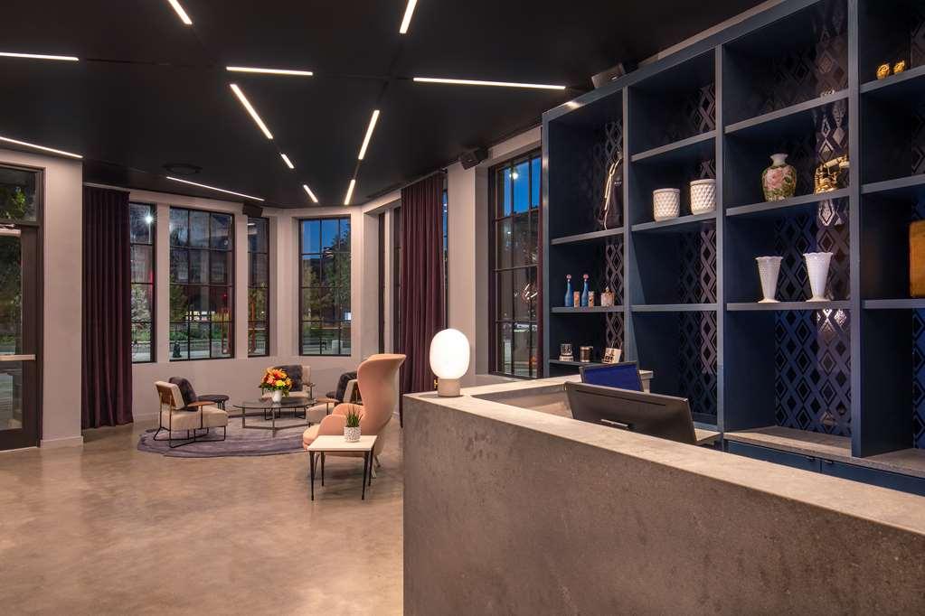 907 Main Hotel Central Square, Sonder By Marriott Bonvoy Cambridge Interior photo
