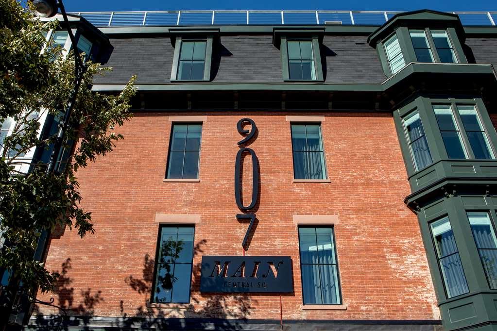 907 Main Hotel Central Square, Sonder By Marriott Bonvoy Cambridge Exterior photo