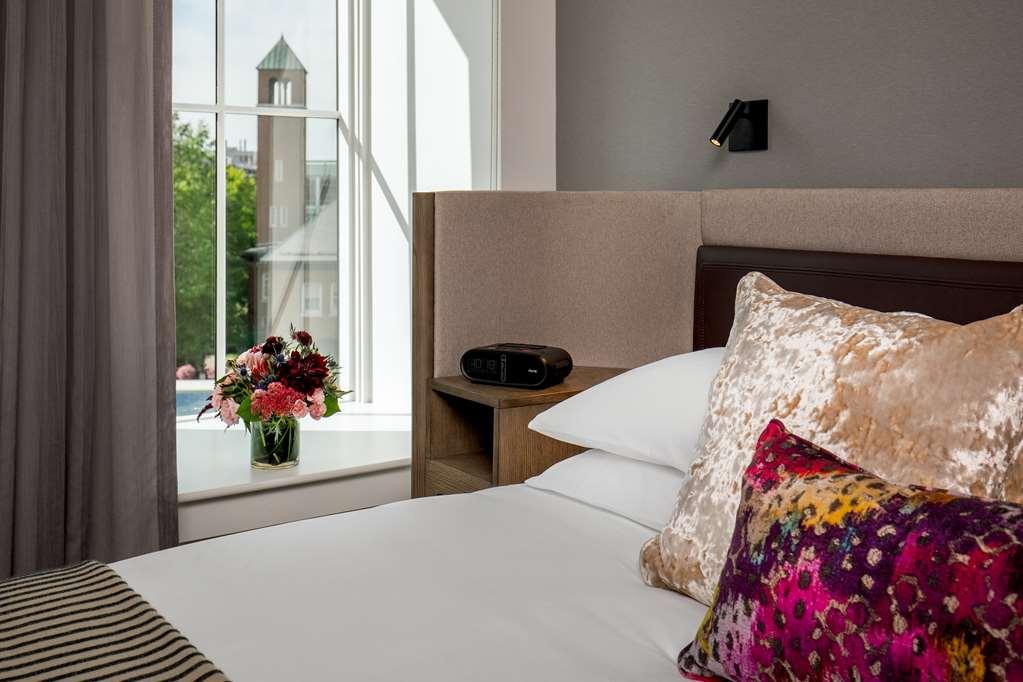 907 Main Hotel Central Square, Sonder By Marriott Bonvoy Cambridge Room photo
